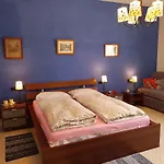 Bed & Breakfast Cupole E Campanili Napels