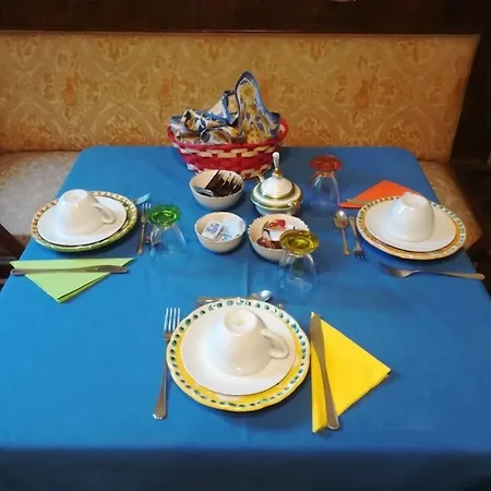 Cupole E Campanili 4* 나폴리