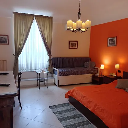 Cupole E Campanili 4* 나폴리